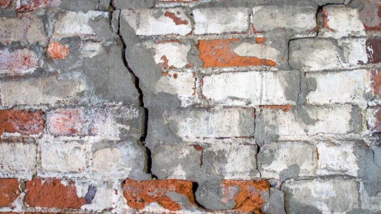 Top 10 Concrete Foundation Repair Warning Signs